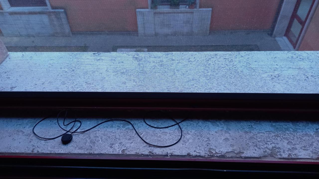 Accesso Diretto Sul Mare Maredilucecala Appartement Calambrone Buitenkant foto