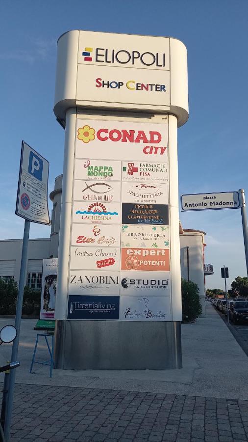 Accesso Diretto Sul Mare Maredilucecala Appartement Calambrone Buitenkant foto